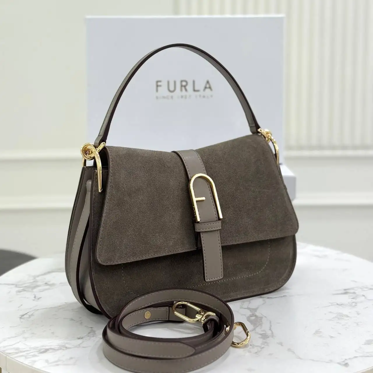 Женская сумка FURLA из натуральной кожи коричневого цвета - Сумки (Одежда) в Москва