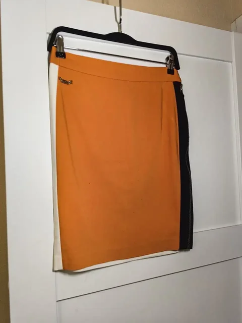 Юбка размер М из Италии - Юбки в Москва