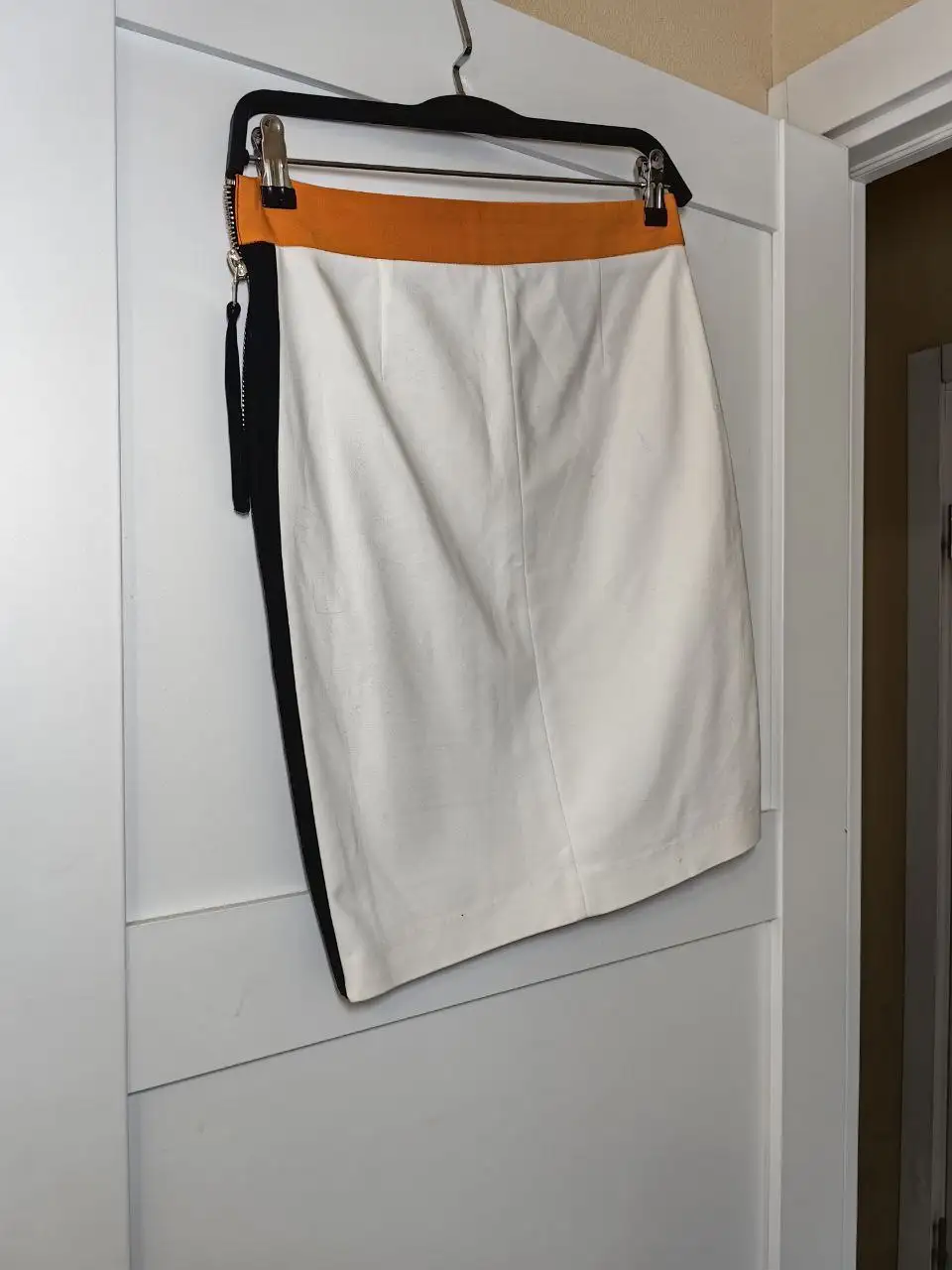 Юбка размер М из Италии - Юбки (Одежда) в Москва