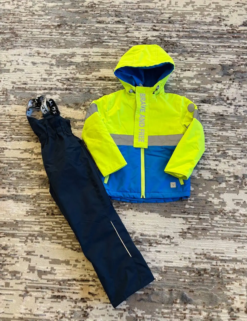 Демисизонный костюм для детей - Одежда (Товары для детей) в Москва