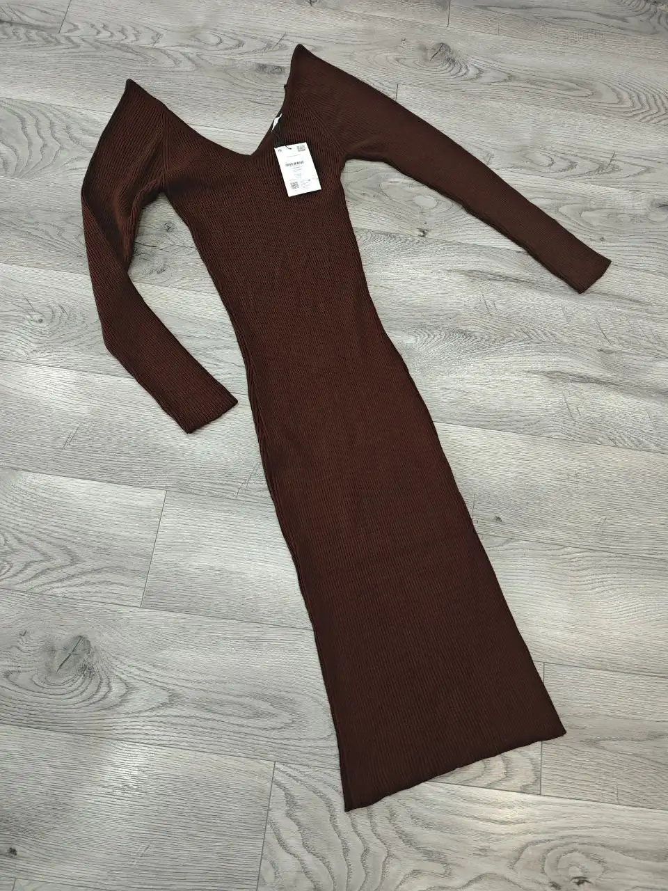 Платье шоколадного цвета размер 42-46 - Платья (Одежда) в Москва
