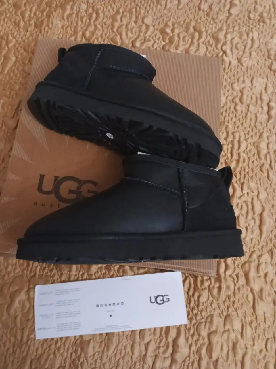 Новые оригинальные UGG из натуральной кожи и овчины - Обувь (Одежда) в Москва
