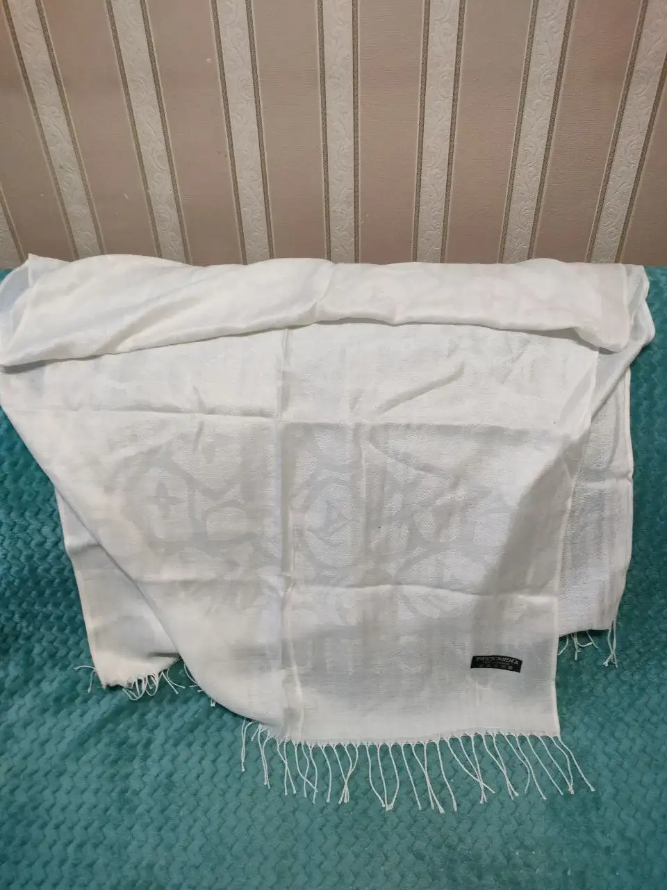 Продажа косынок и палантинов Flokin, PASHMINA, CHANEL - Аксессуары (Одежда) в Москва