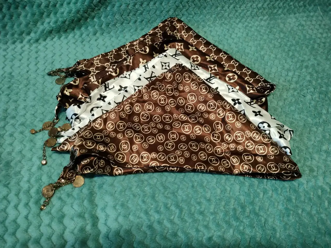 Продажа косынок и палантинов Flokin, PASHMINA, CHANEL - Аксессуары (Одежда) в Москва