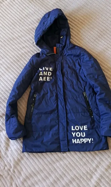 Демисезонное пальто для девочки р. 146-152 см - Куртки в Москва