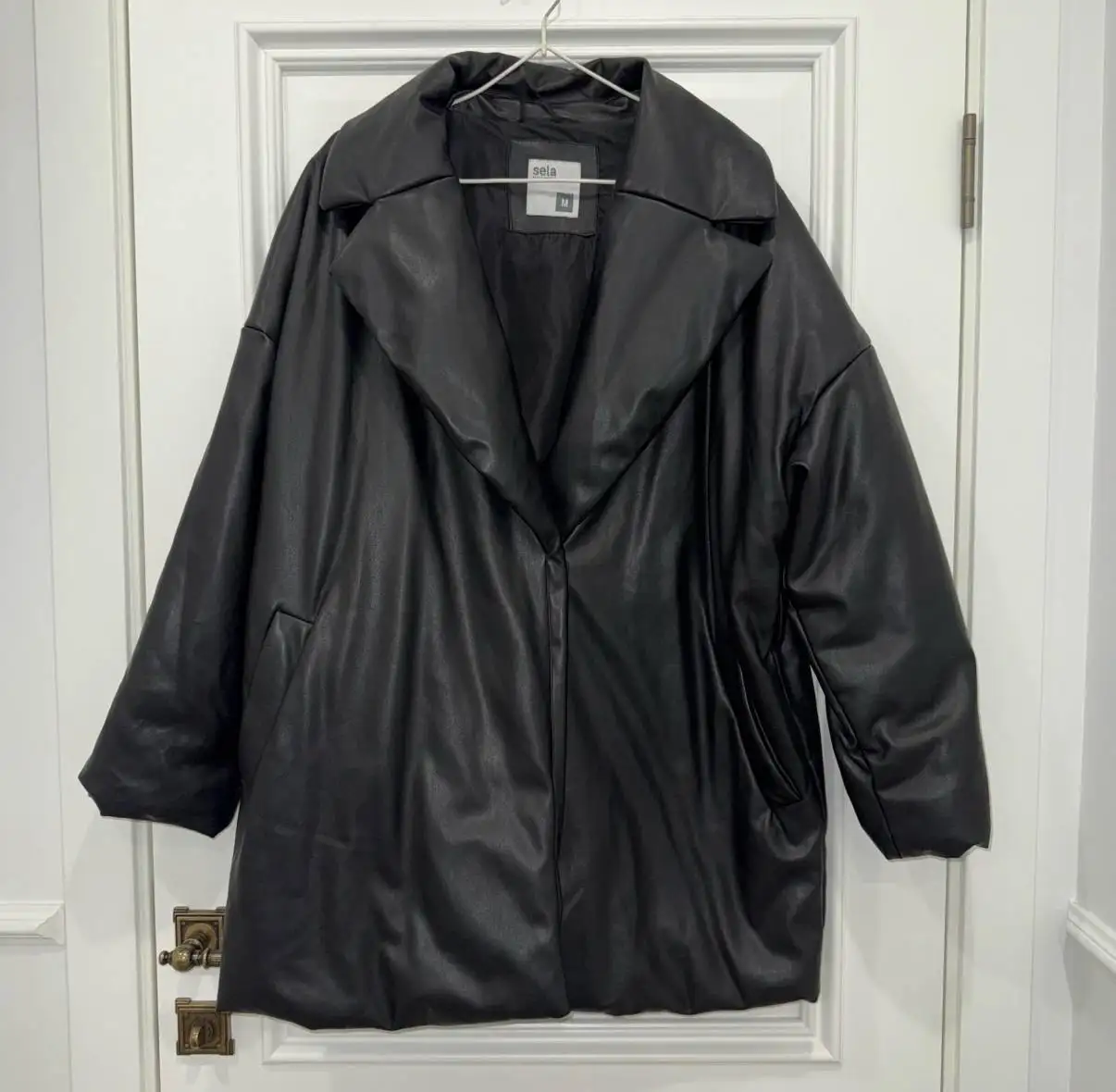 Продажа и обмен верхней одежды и кофт для девушек - Верхняя одежда (Одежда) в Москва