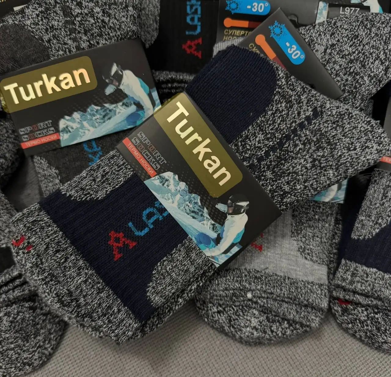 4 пары обуви - Обувь (Одежда) в Москва