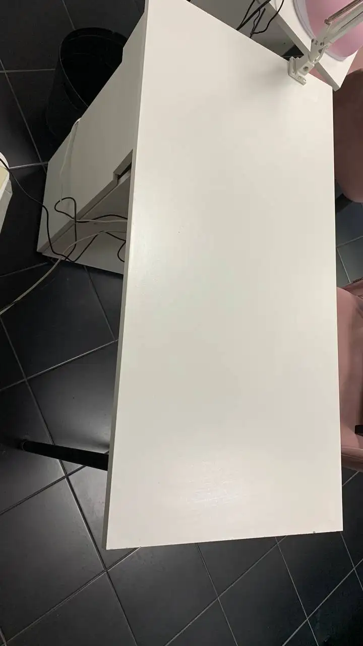 Стол с тумбой и выдвижным ящиком - Мебель (Для дома и дачи) в Москва