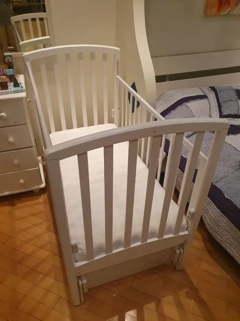 Детская кроватка с маятником Gandylyan - Книги и канцтовары в Москва