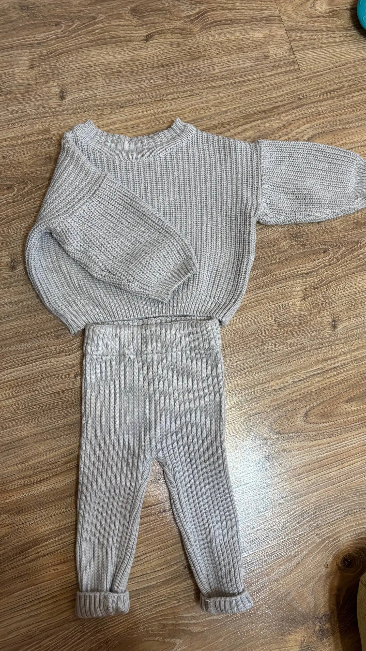 Детский вязаный костюмчик - Одежда (Товары для детей) в Москва