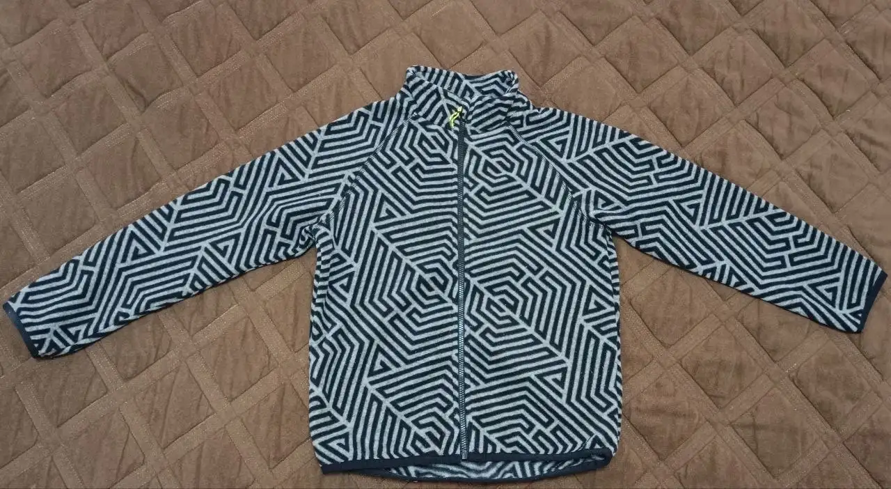 Кофта толстовка флисовая на рост 122-128 - Детская одежда (Одежда) в Москва