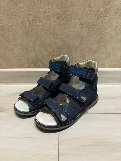 Ортопедические босоножки 35 размер с светоотражателями - Тапочки в Москва