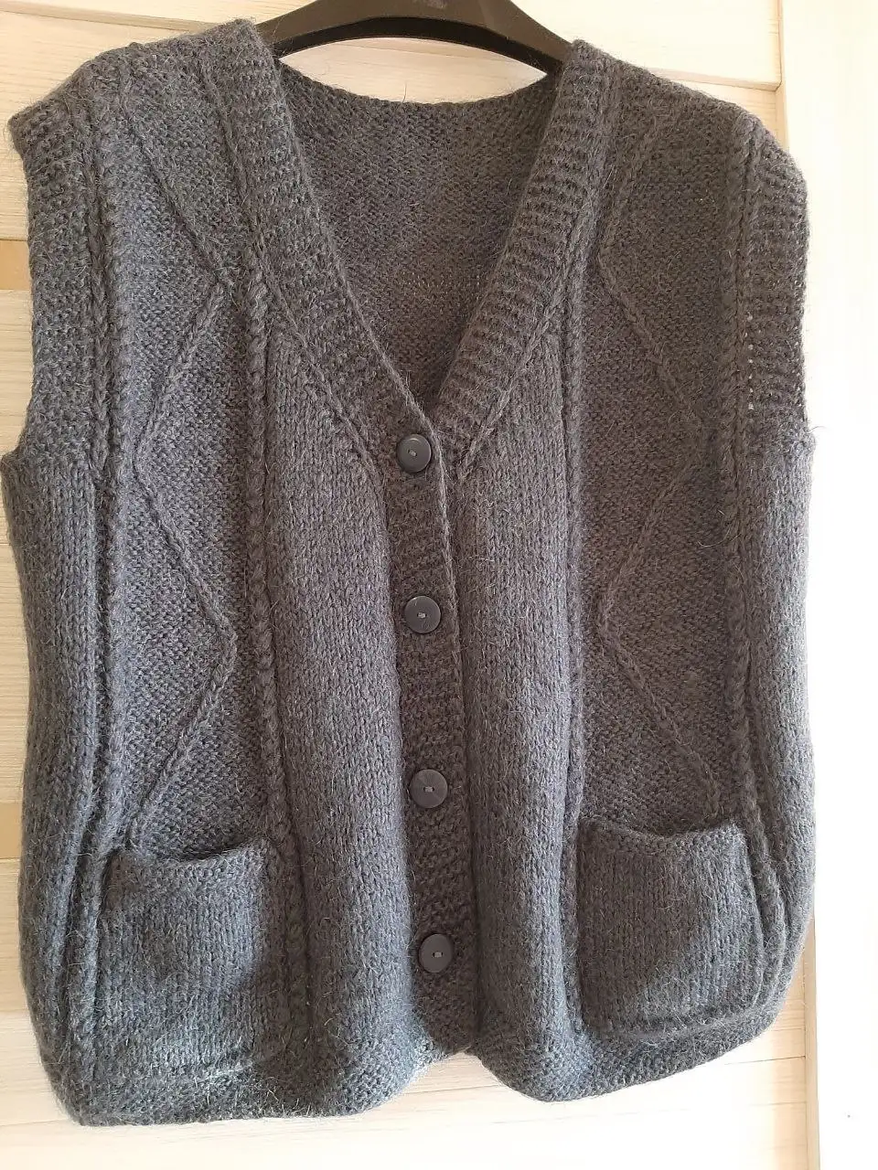 Пуховый жилет-самовяз размер 52-54 - Верхняя одежда (Одежда) в Москва