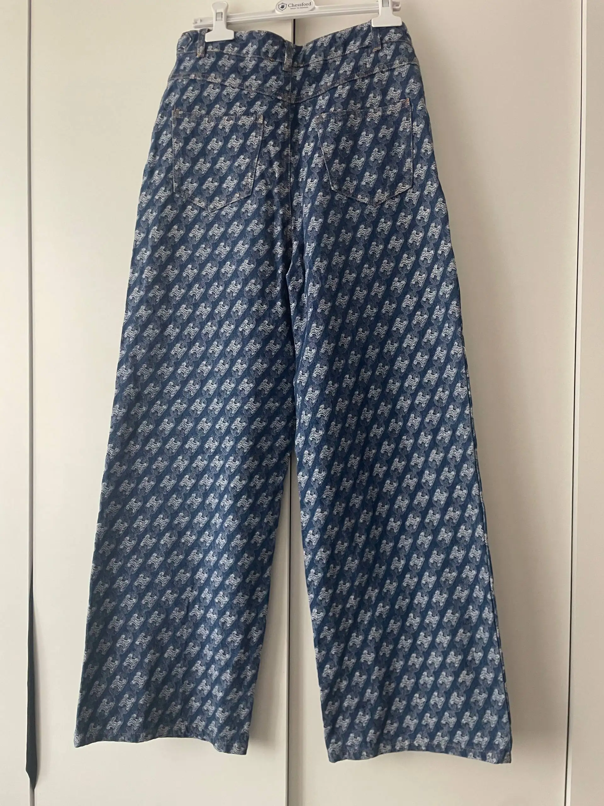 Джинсы S идеальное состояние - Джинсы (Одежда) в Москва