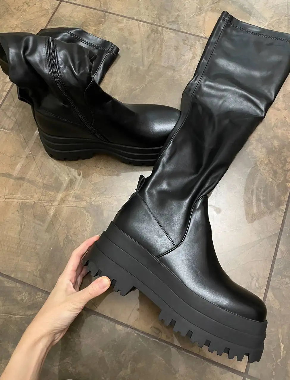 Ботфорты новые на платформе демисезон - Обувь (Одежда) в Москва