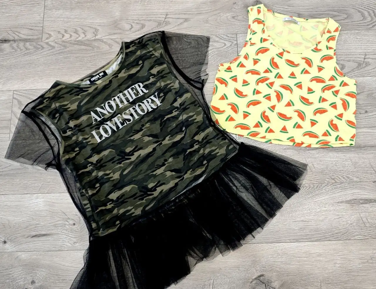 Футболки размер М - Футболки (Одежда) в Москва