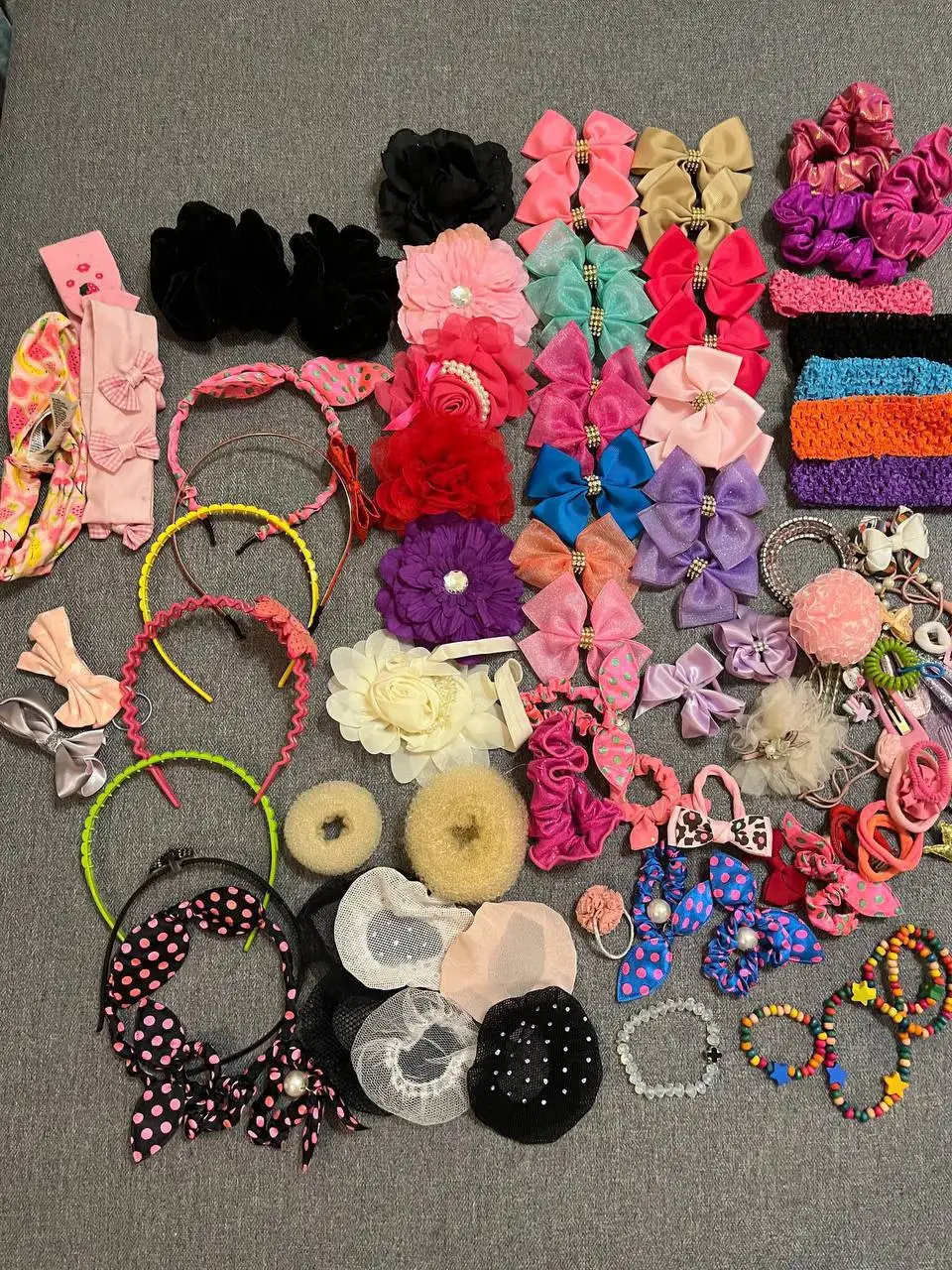 Новые аксессуары для волос и украшения для девочек - Аксессуары для детей (Товары для детей) в Москва
