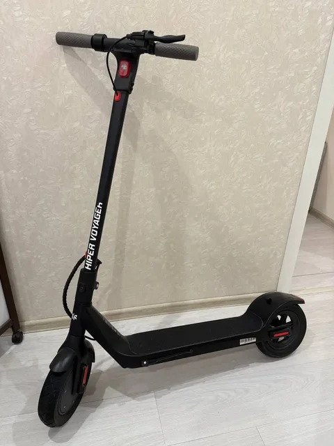 Электросамокат Hiper Voyager MX4 Black - Умные часы в Москва