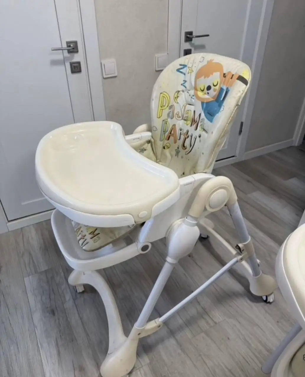 Детский стульчик для кормления - Мебель для детей (Товары для детей) в Москва