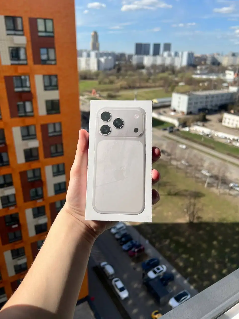 iPhone 17 pro 256gb eSIM в отличном состоянии - Смартфоны и телефоны (Электроника) в Москва