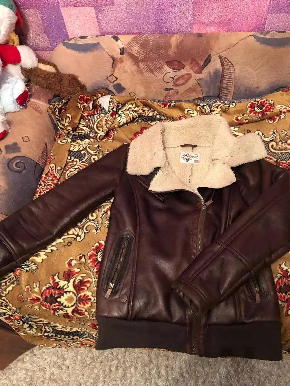 Куртка утепленная косуха женская 42-44р - Верхняя одежда (Одежда) в Москва