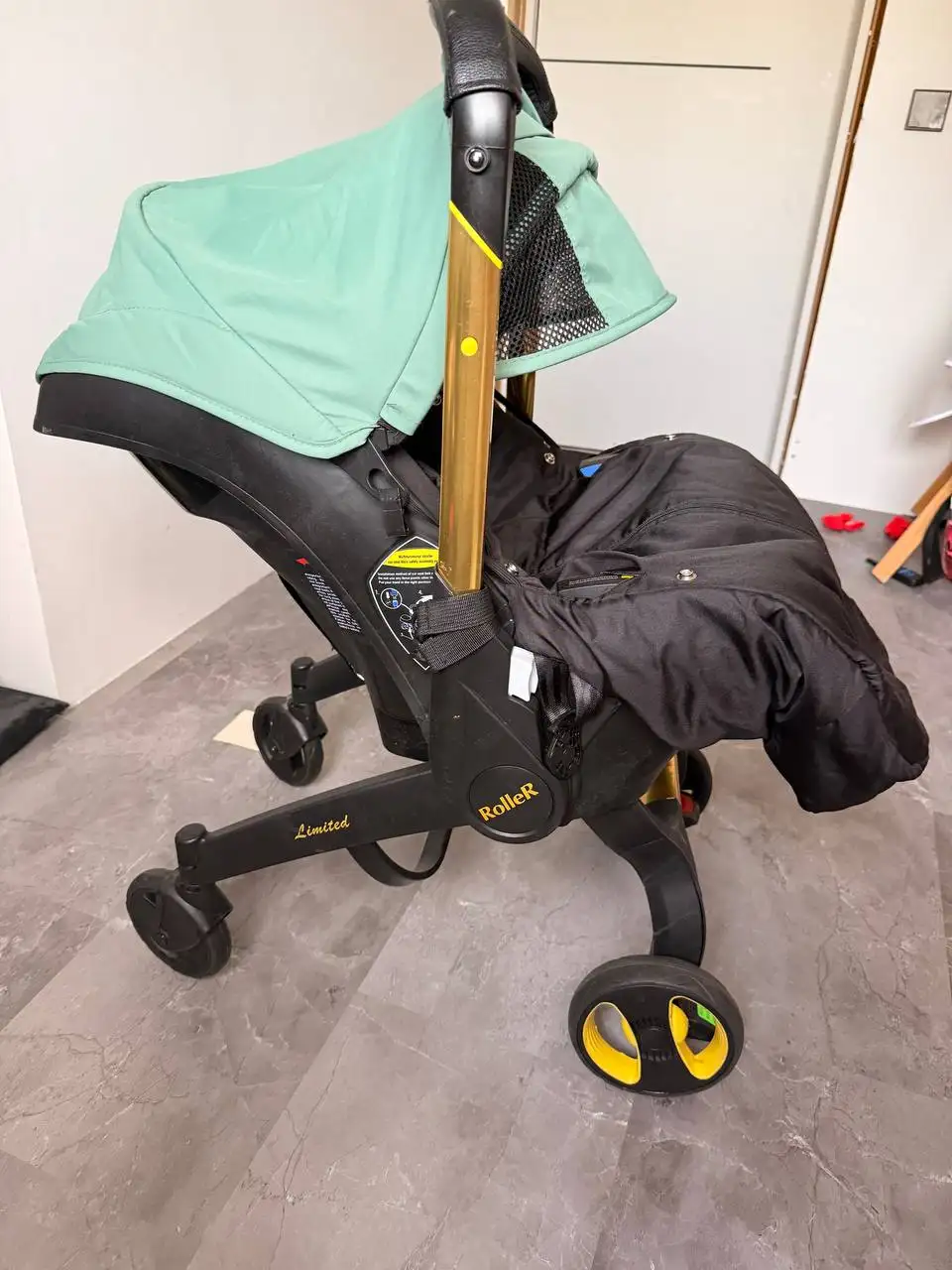 Продажа авто-коляски 2 в 1 - Коляски (Товары для детей) в Москва