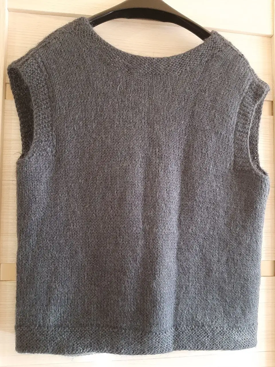 Новый пуховый жилет-самовяз размер 52-54 - Верхняя одежда (Одежда) в Москва