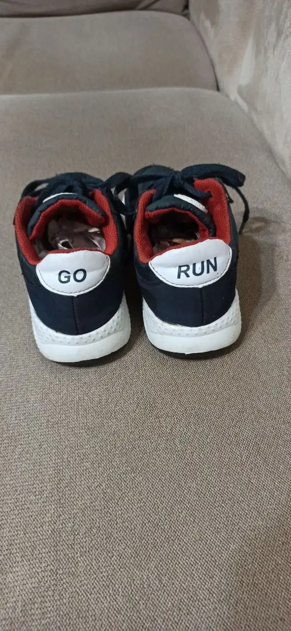 Лёгкие кроссовки размер 30 - Обувь (Одежда) в Москва