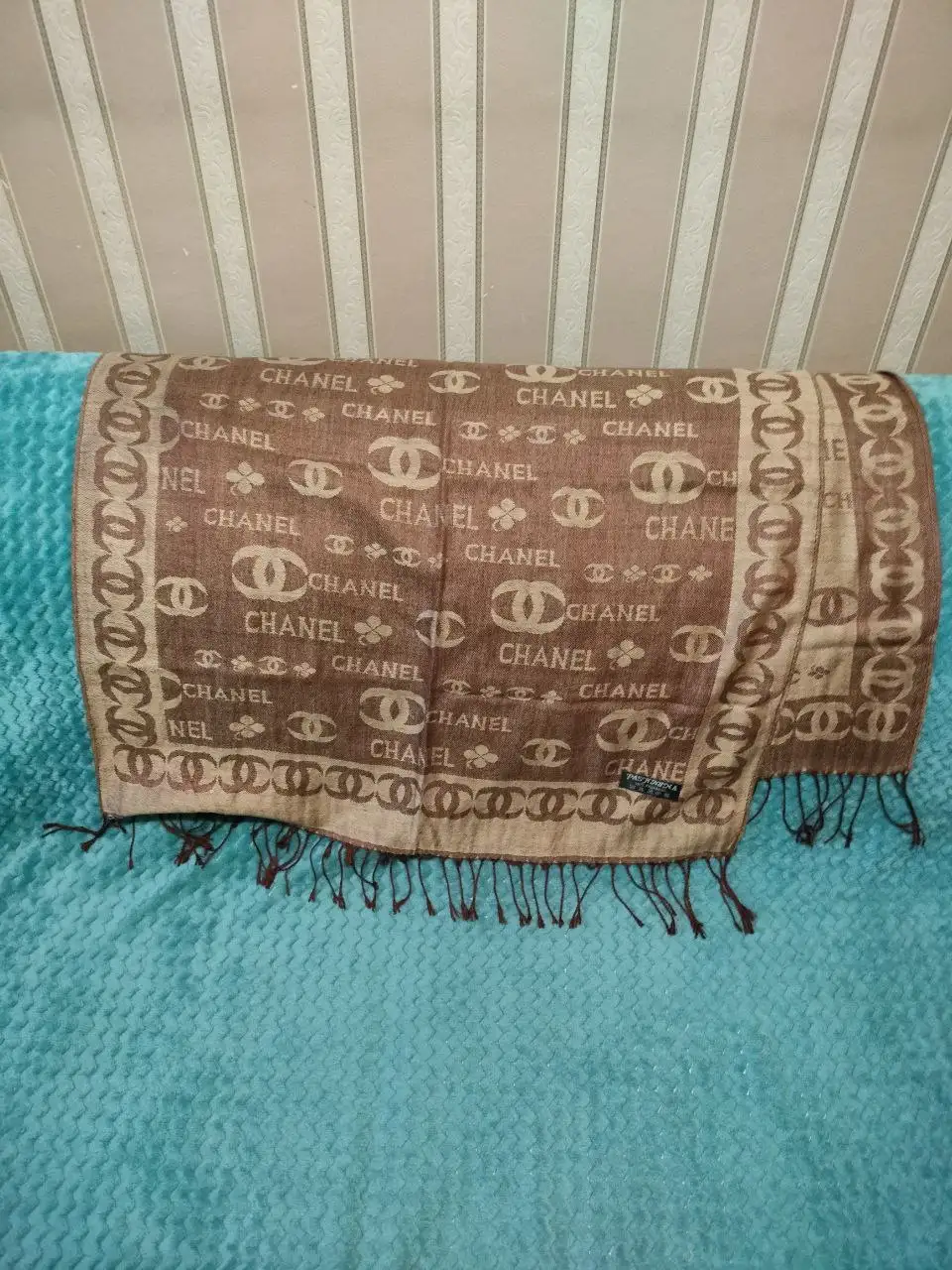 Продажа больших треугольных косынок Flokin и палантинов PASHMINA - Аксессуары (Одежда) в Москва