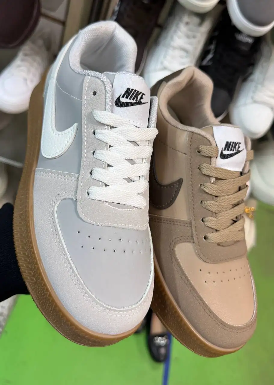 Обувь и кроссовки всех видов от 400 рублей за пару, опт - Обувь (Одежда) в Москва