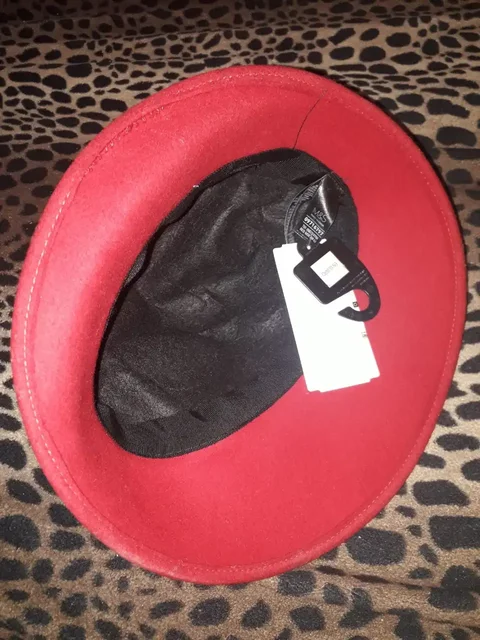 Продажа женских и детских головных уборов - Верхняя одежда, обувь, аксессуары в Москва