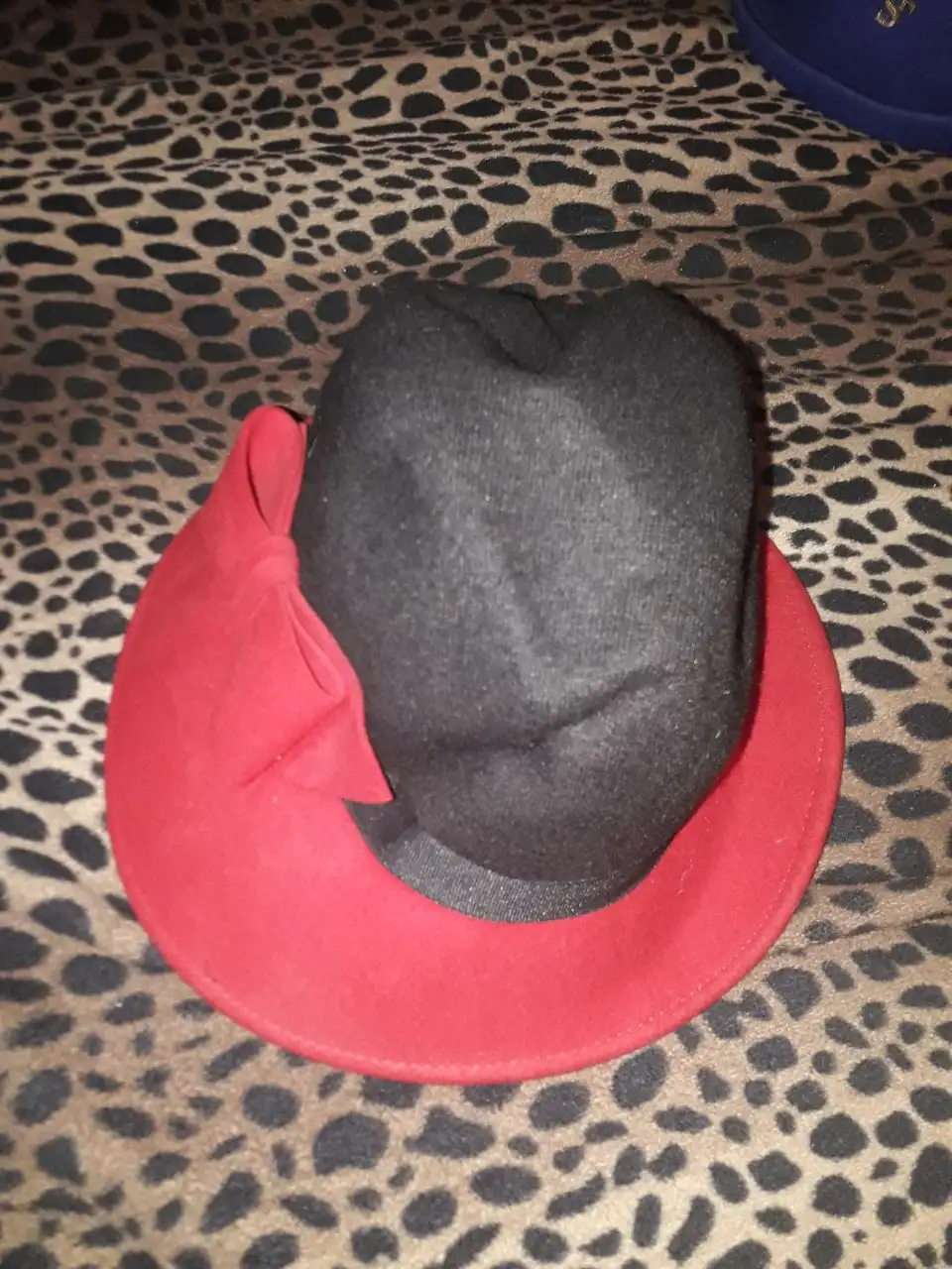 Продажа женских и детских головных уборов - Головные уборы (Одежда) в Москва