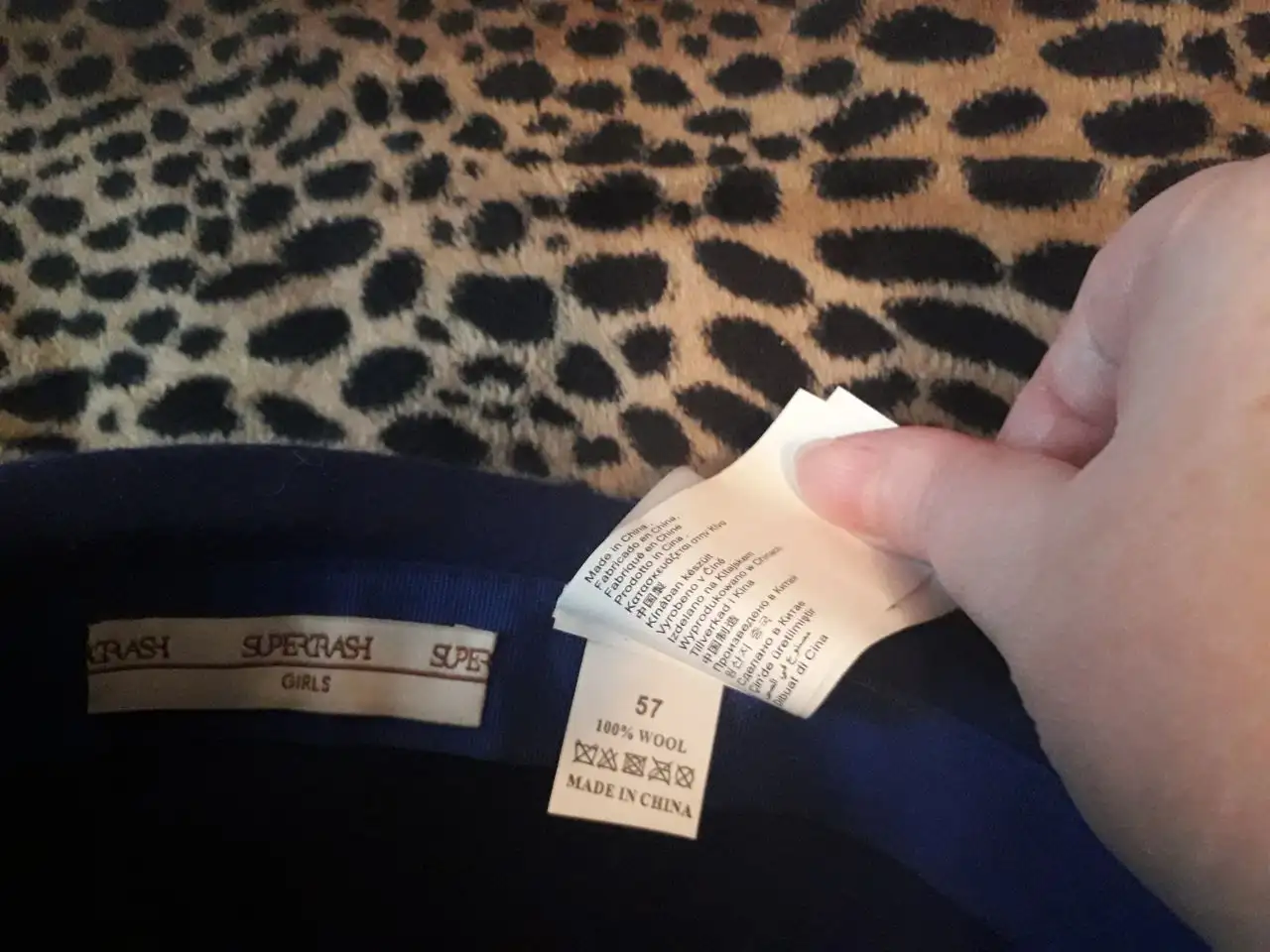 Продажа женских и детских головных уборов - Головные уборы (Одежда) в Москва