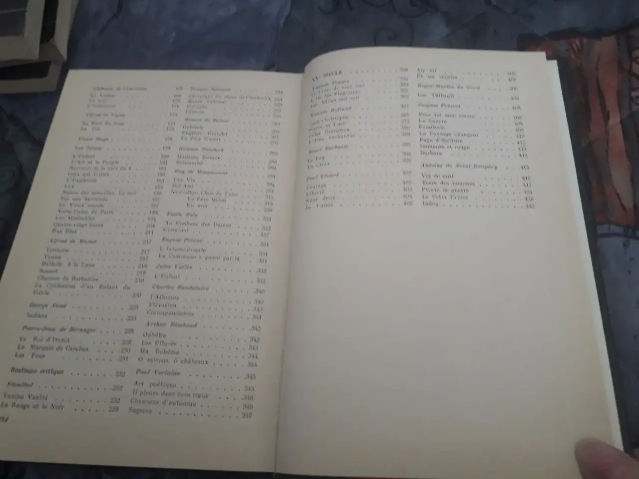 Хрестоматия по французской литературе и стихотворения Беранже - Книги (Хобби и отдых) в Москва