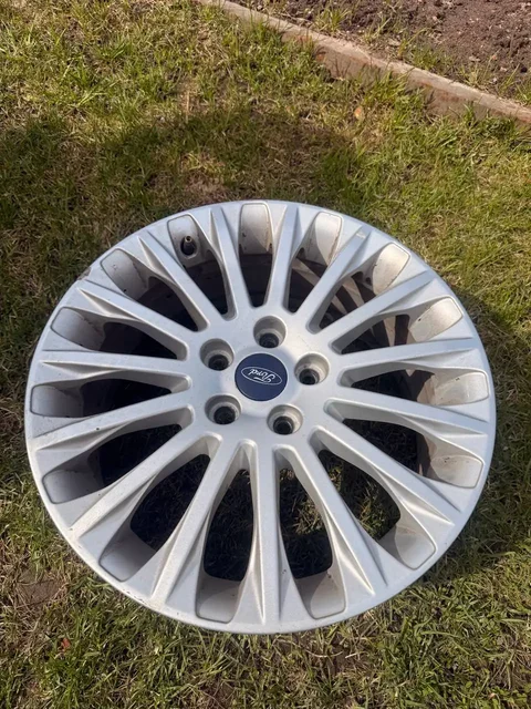 Комплект дисков и зимней резины на Форд - частное объявление в Красногорск