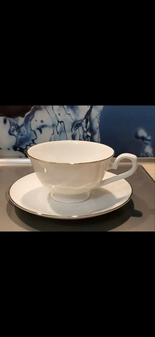 Набор фарфоровой посуды блюдце с чашечкой - Посуда (Для дома и дачи) в Москва