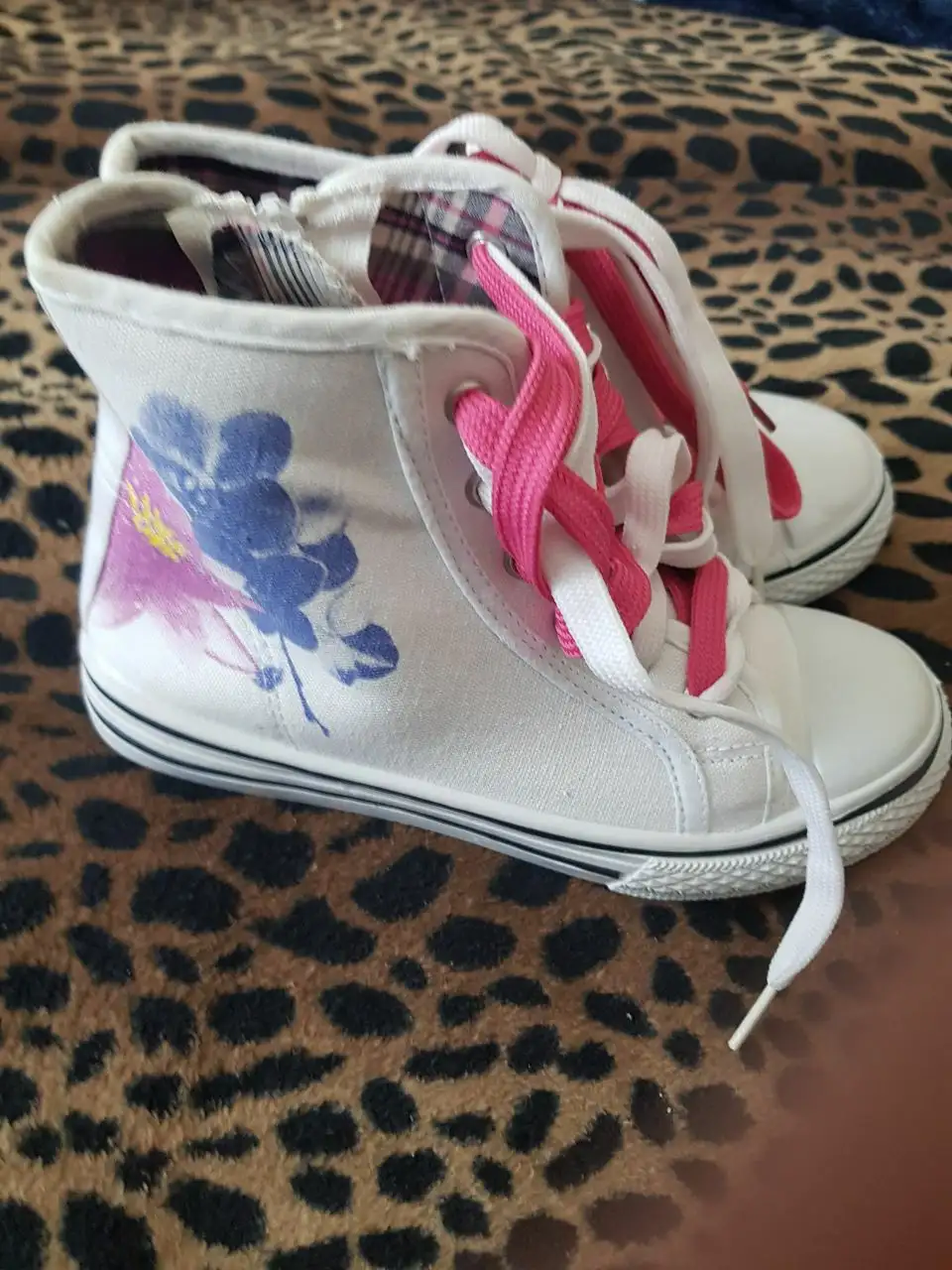 Продажа кед и кроссовок новых с ярлыком - Обувь (Одежда) в Москва