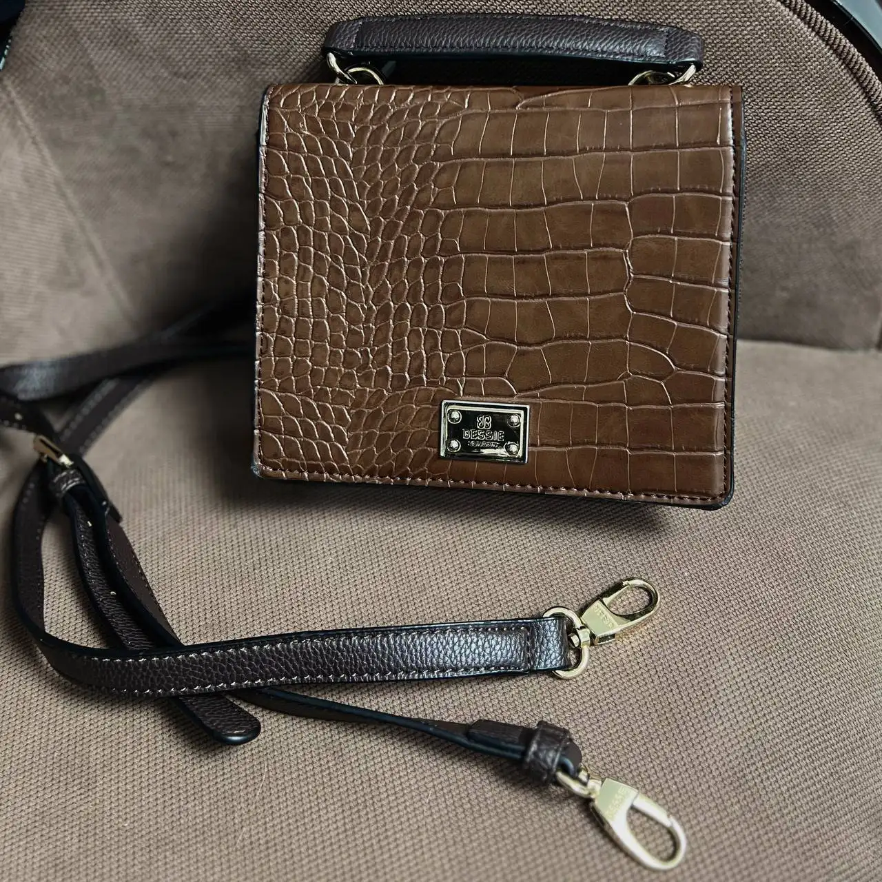 Сумочка кросс-боди от Bessie - Сумки (Одежда) в Москва