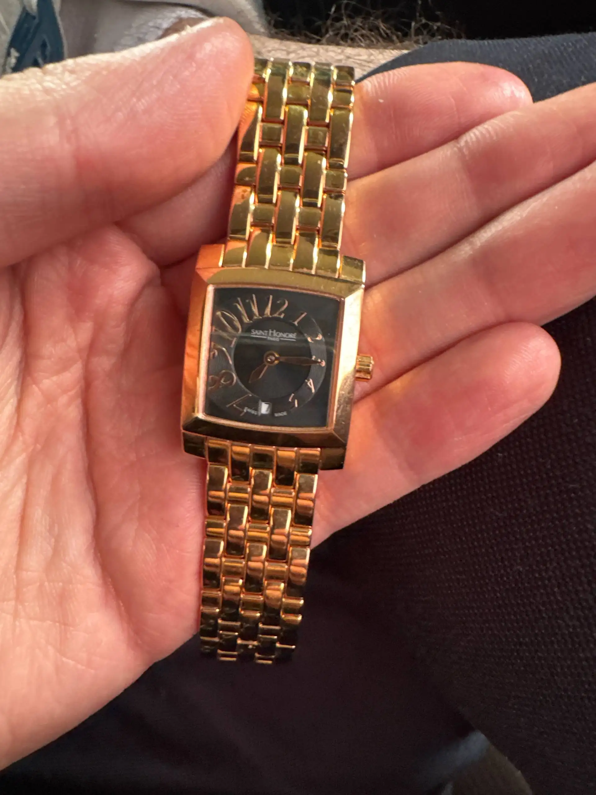 Saint Honore Paris - Барахолка в Москва