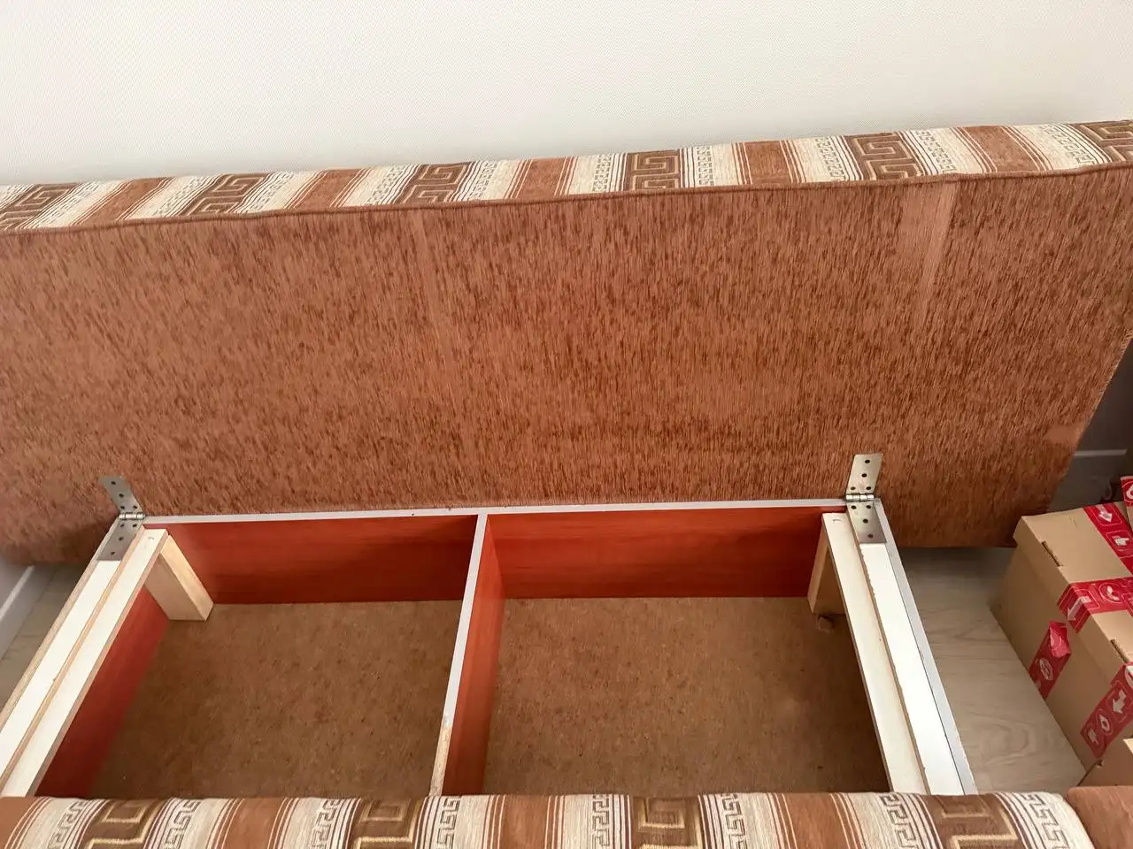 Диван раскладной 2,00*70 - Мебель (Для дома и дачи) в Москва