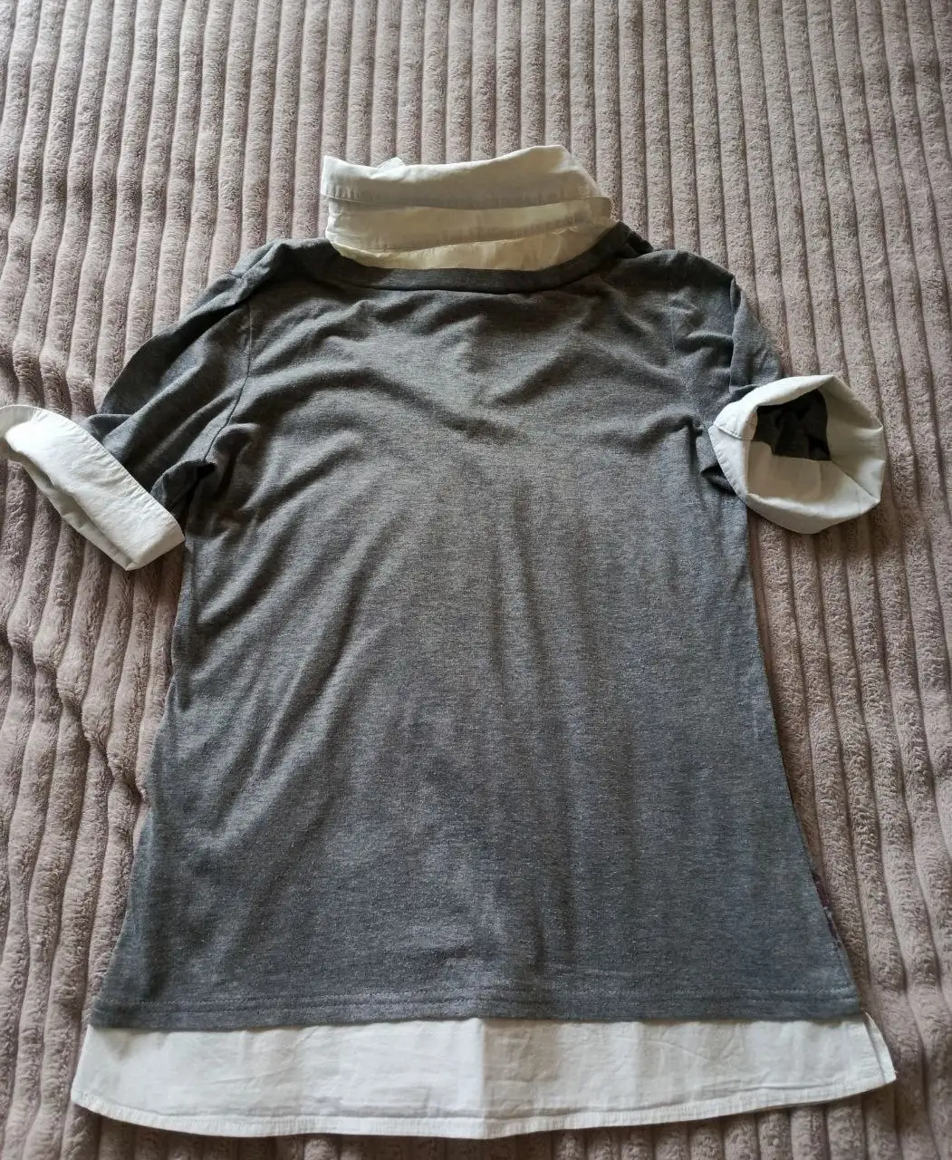 Футболка блузка с коротким рукавом - Блузки (Одежда) в Москва