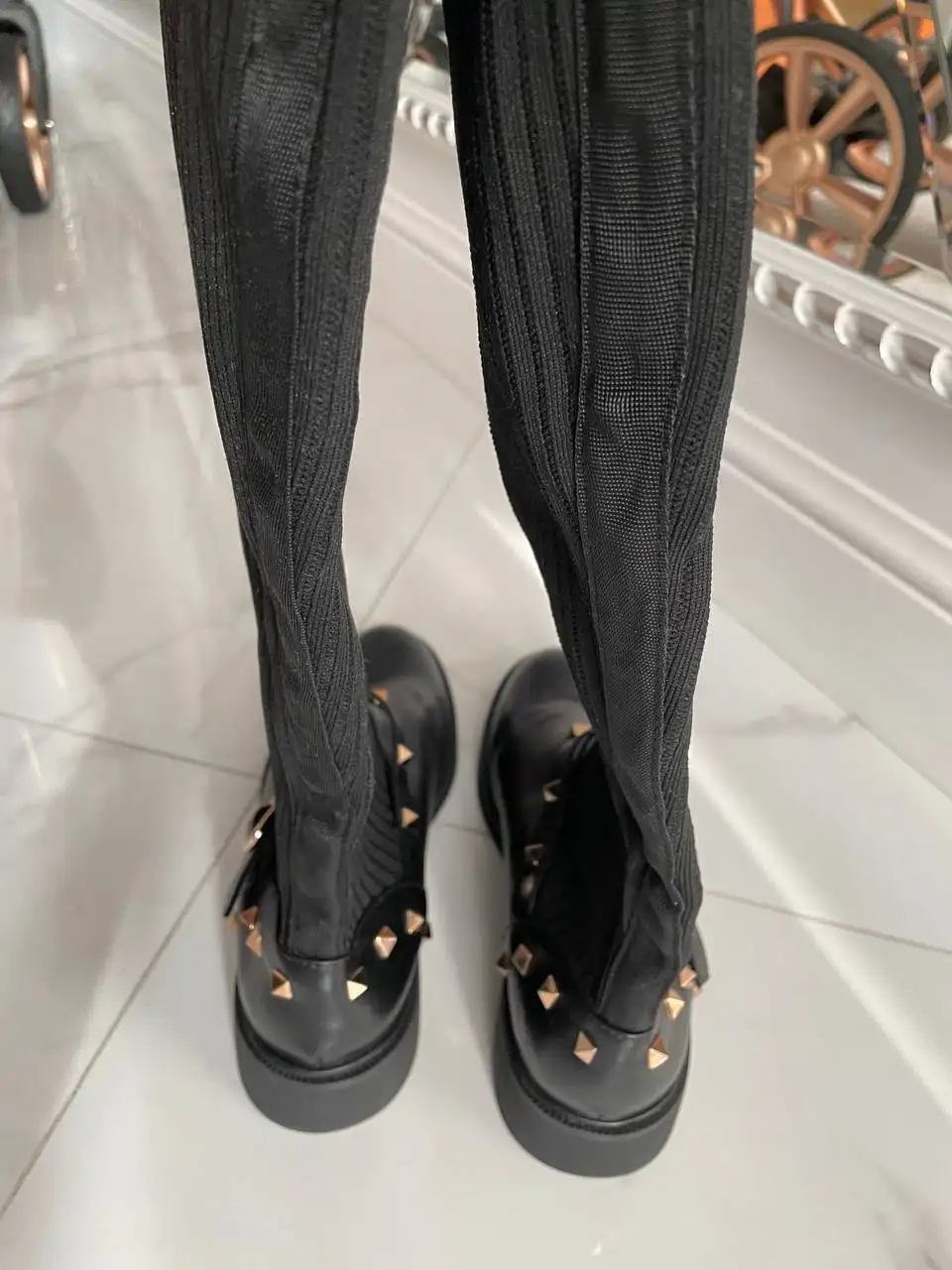 Продаю ботфорты Valentino - Обувь (Одежда) в Москва