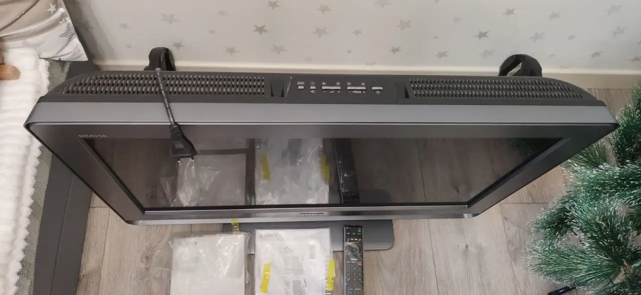 Продам телевизор Sony Bravia KDL-32U4000 - Телевизоры (Электроника) в Москва