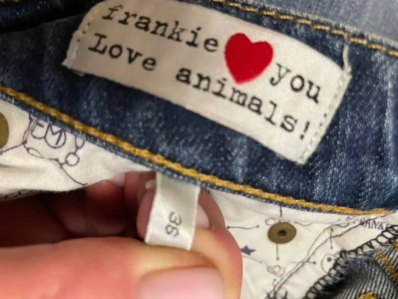 Одежда от Giorgio Armani, Frankie Morenno, Zara, Dolce & Gabbana, Massimo Dutti - Одежда в Москва