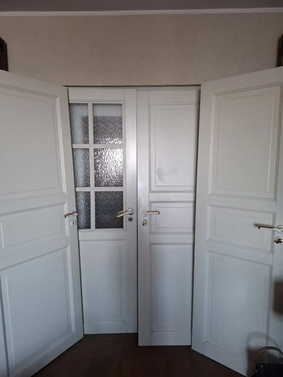 Продам двери б/у 4 шт с коробкой - Для дома и дачи в Москва