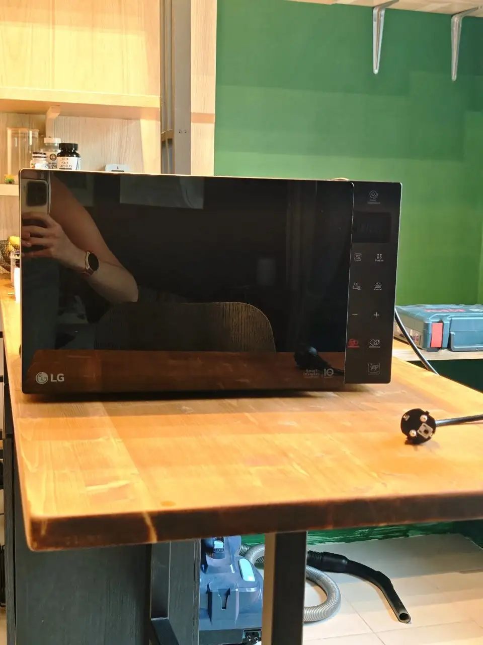 Микроволновая печь LG MS2535GIS NeoChef - Микроволновые печи (Электроника) в Москва