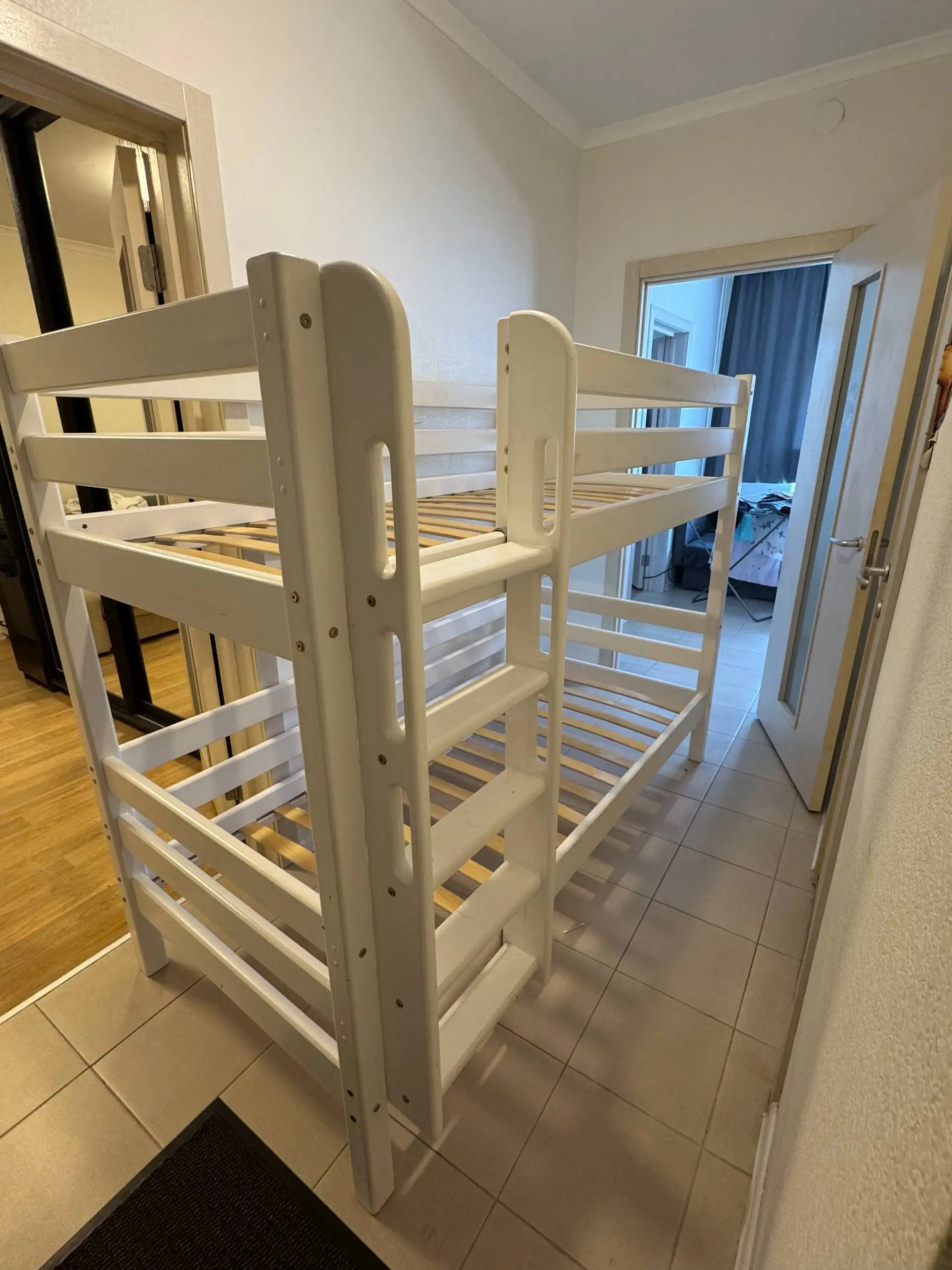 Продам 4 тонны - Барахолка в Москва