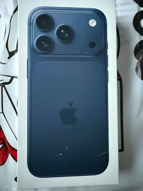 Продам новый iPhone 17 Pro 256GB синий - Электроника в Москва