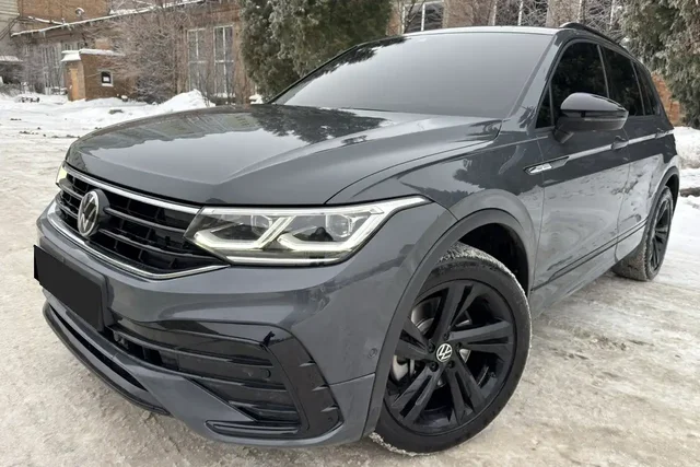 Volkswagen Tiguan 2022 - Микроавтобусы/Минивэны в Оренбург