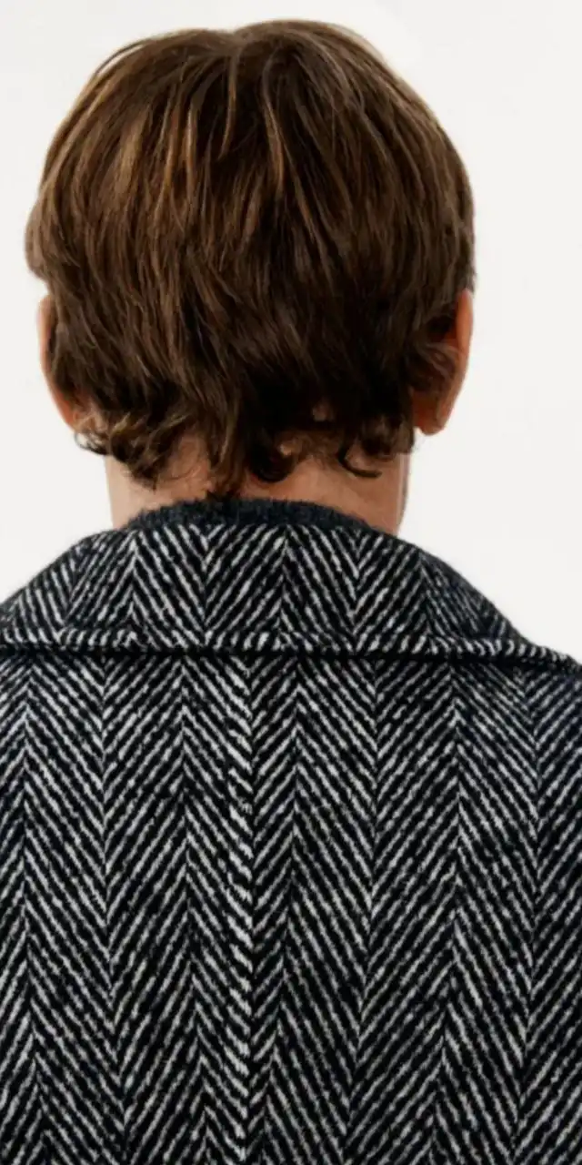 Продажа мужского пальто YOLLO размер S